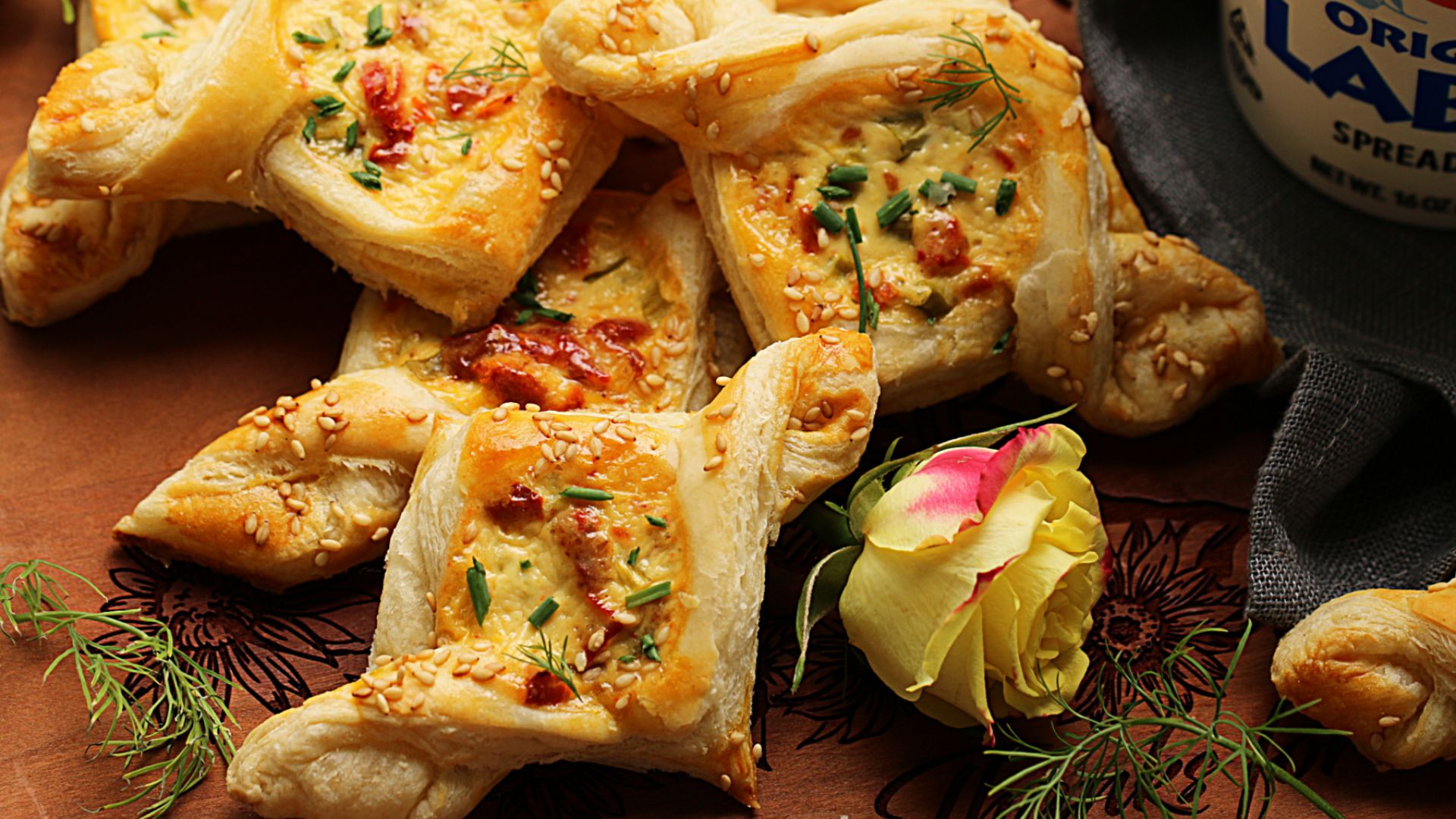 Bánh Ngàn Lớp Nhân Gà (Chicken Puff) - Image 3