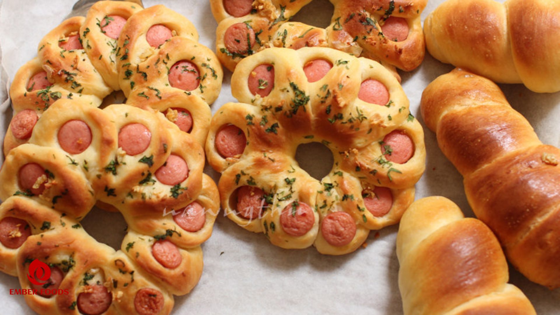 Bánh Mì Bông Lúa Xúc Xích - Image 2